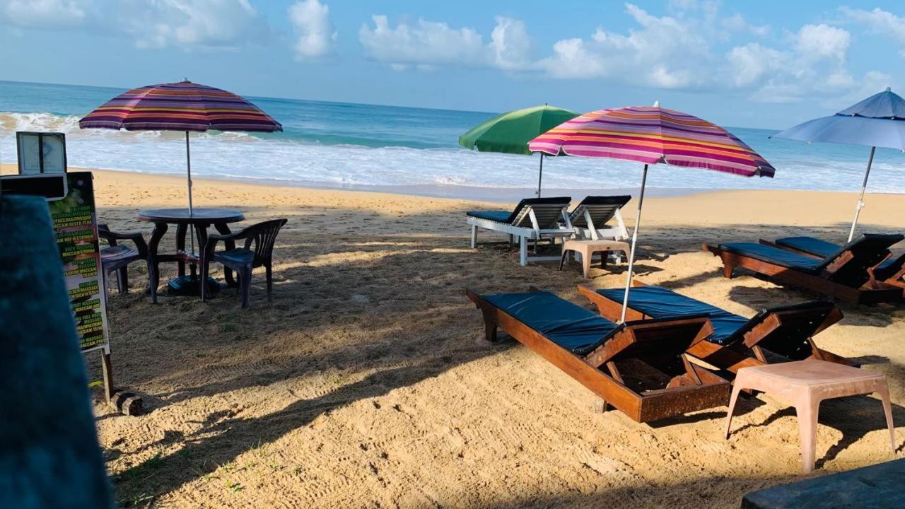Tamaro Beach Resort Hikkaduwa Exterior photo