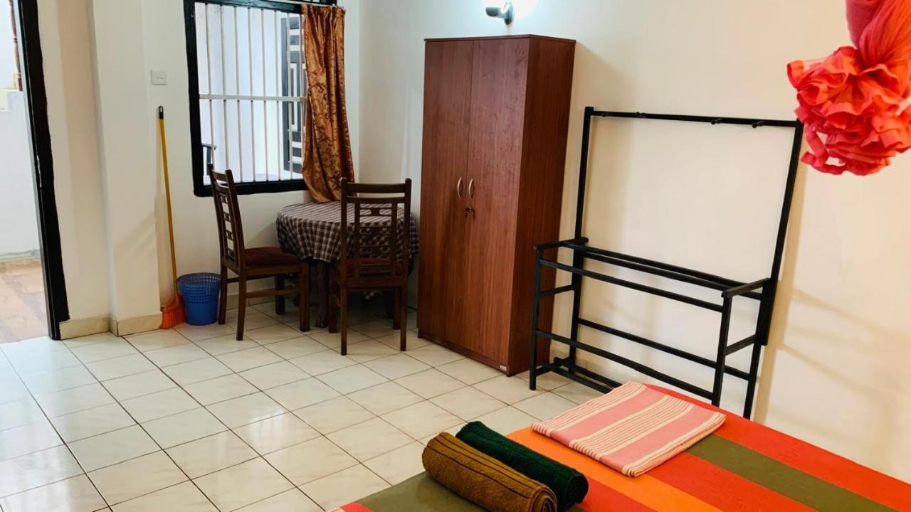 Tamaro Beach Resort Hikkaduwa Room photo